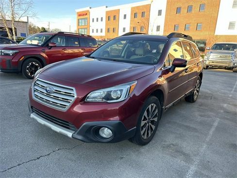 Used 2017 Subaru Outback 3.6R Limited image 1
