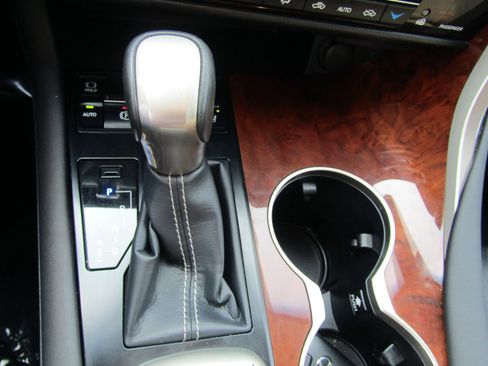 Used 2018 Lexus RX 350 AWD w/ Premium Package image 30