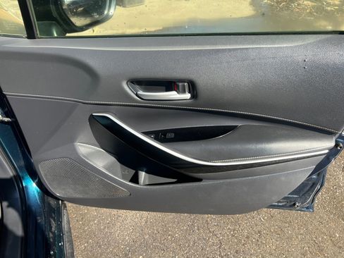 Used 2019 Toyota Corolla XSE image 17