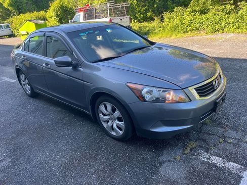 Used 2010 Honda Accord EX image 3