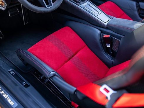 Certified 2025 Porsche 718 Boxster Spyder RS image 44