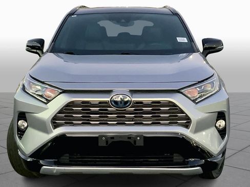 Used 2019 Toyota RAV4 XSE image 3