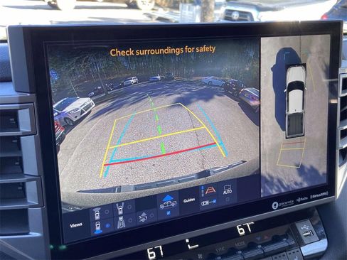 Used 2023 Toyota Tundra Limited image 34