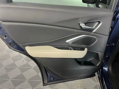 Used 2025 Acura RDX SH-AWD image 24