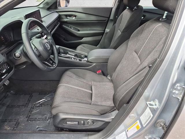 Used 2025 Honda Accord Sport image 22