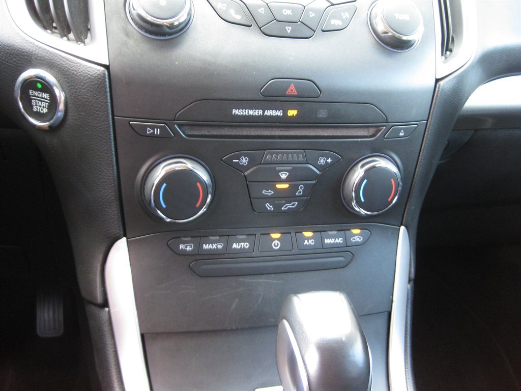 Used 2016 Ford Edge SEL AWD/4WD image 19