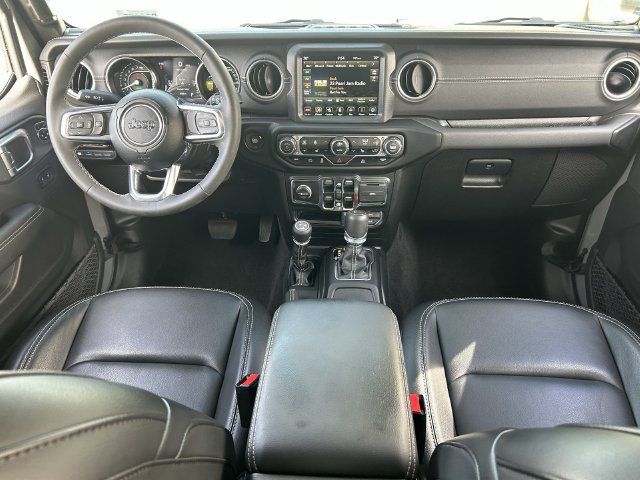 Used 2023 Jeep Wrangler Unlimited Sahara w/ Cold Weather Group AWD/4WD image 16