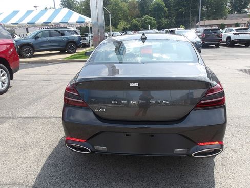 Used 2025 Genesis G70 2.5T image 6