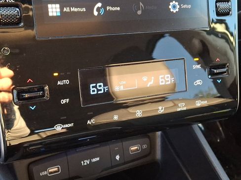 Certified 2023 Hyundai Tucson SEL w/ Convenience Package image 18