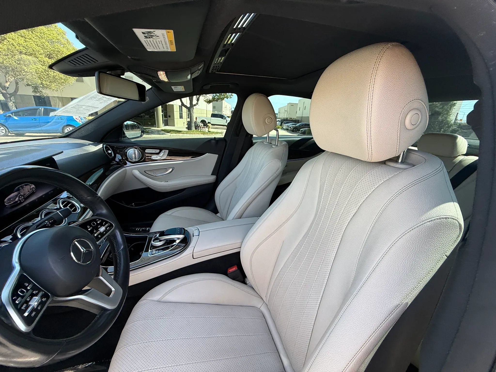 Used 2020 Mercedes-Benz E 350 Sedan image 12