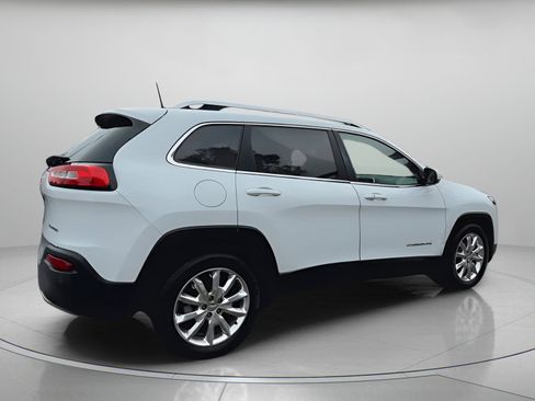 Used 2016 Jeep Cherokee Limited image 29