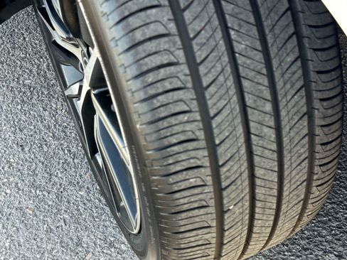 Used 2024 Toyota Camry SE w/ Blackout Package (TMS) image 8