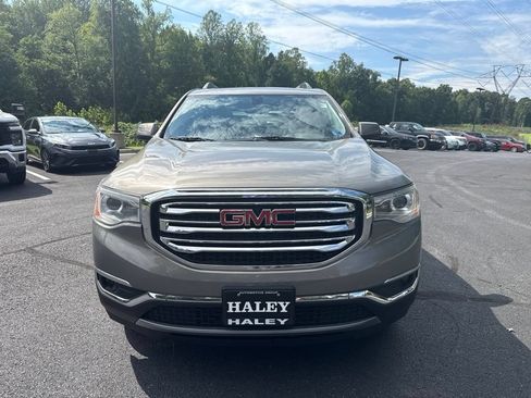 Used 2019 GMC Acadia SLT FWD image 2