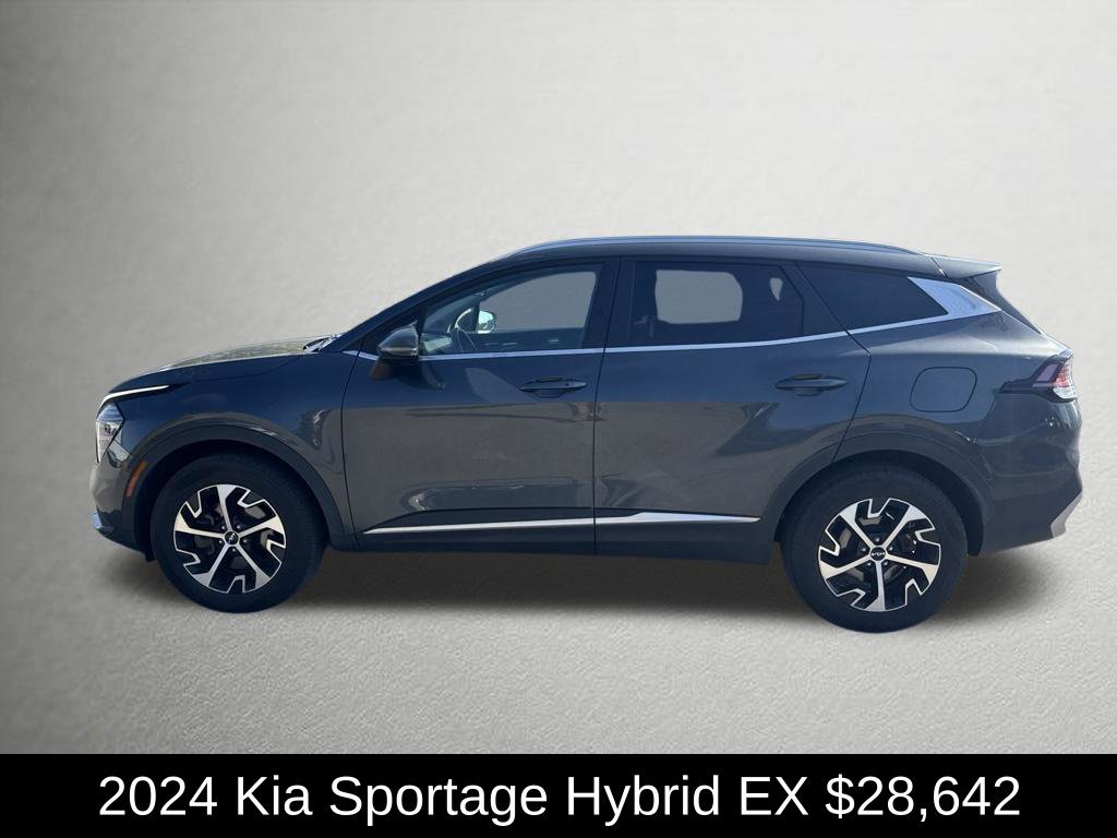 Used 2024 Kia Sportage EX AWD/4WD image 6