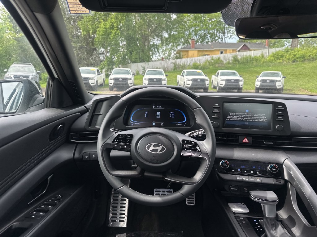 Used 2026 Hyundai Elantra Sport FWD image 15