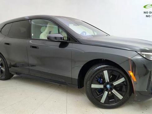 Used 2024 BMW iX xDrive50 w/ Sport Package AWD/4WD image 86