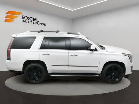 Used 2020 Cadillac Escalade Luxury image 44