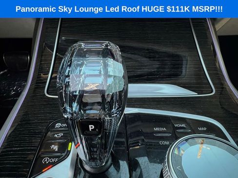 Used 2021 BMW X7 M50i w/ Dynamic Handling Package image 70