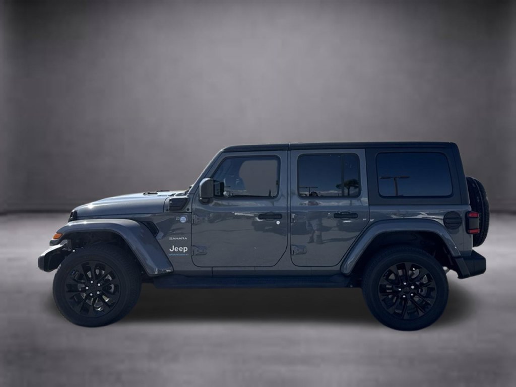 Used 2023 Jeep Wrangler Unlimited Sahara AWD/4WD image 9