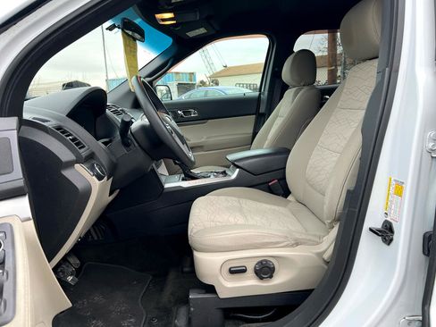 Used 2014 Ford Explorer 4WD image 14