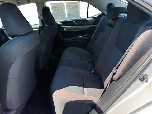 Used 2018 Toyota Corolla LE FWD image 16