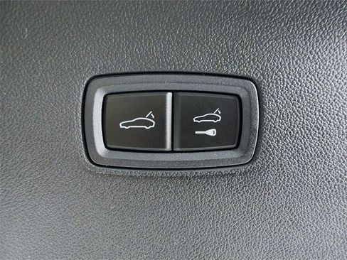 New 2026 Porsche Cayenne GTS AWD/4WD image 24