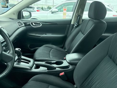Used 2018 Nissan Sentra SV FWD image 8