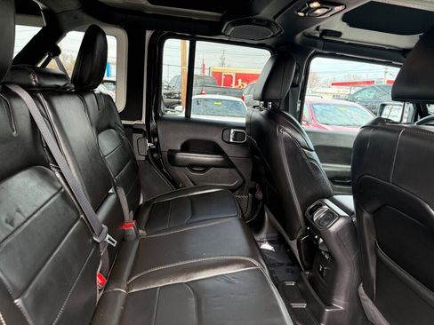 Used 2023 Jeep Wrangler Sahara w/ Dual Top Group image 27