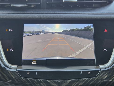 Used 2022 Cadillac XT6 Premium Luxury FWD image 14