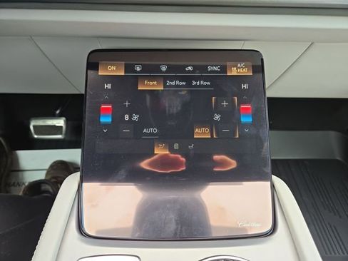 New 2026 Cadillac Vistiq Luxury image 24