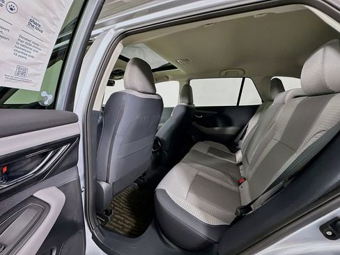 Used 2025 Subaru Outback Premium w/ Popular Package #1 image 17