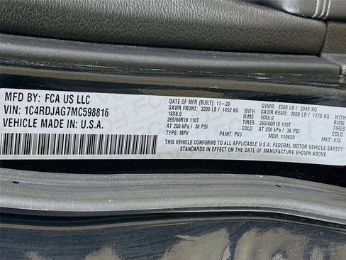 Used 2021 Dodge Durango SXT image 38