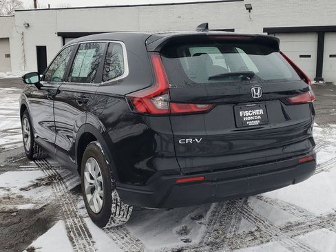 Used 2023 Honda CR-V LX image 4
