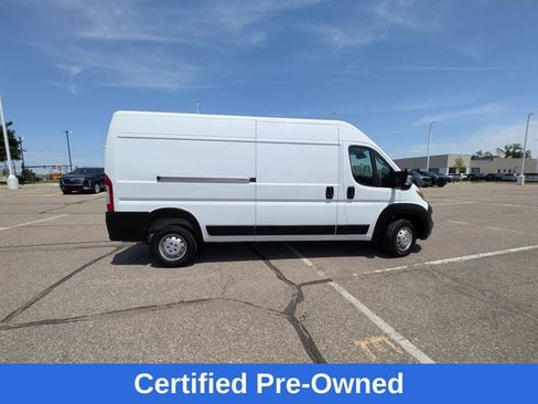 Used 2023 RAM ProMaster 2500 FWD image 3