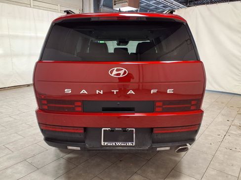 Used 2025 Hyundai Santa Fe SEL FWD image 8