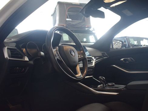 Used 2019 BMW 330i Sedan w/ Driving Assistance Package RWD image 35