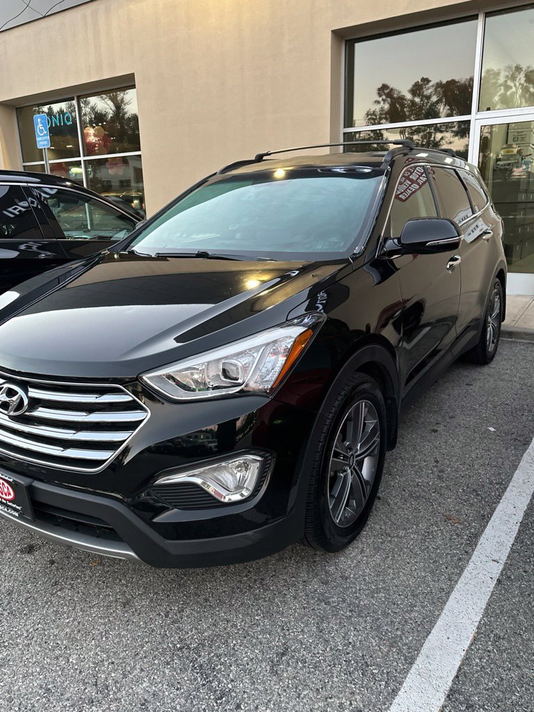 Used 2016 Hyundai Santa Fe SE w/ Option Group 02 AWD/4WD image 3