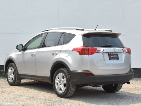 Used 2013 Toyota RAV4 LE w/ Preferred Accessory Pkg AWD/4WD image 5