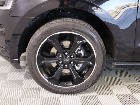 Used 2023 Ford Expedition Limited AWD/4WD image 20