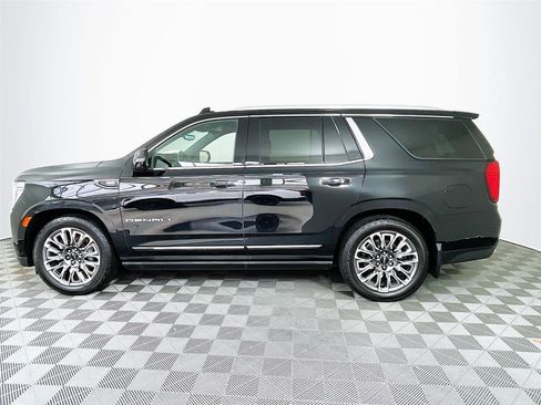 Used 2024 GMC Yukon Denali Ultimate AWD/4WD image 4
