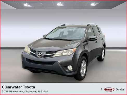 Used 2014 Toyota RAV4 XLE FWD image 1