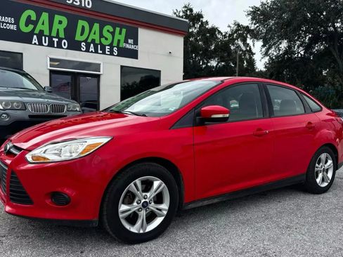 Used 2014 Ford Focus SE FWD image 1