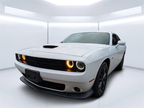 Used 2020 Dodge Challenger GT w/ Blacktop Package image 7