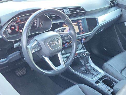 Used 2020 Audi Q3 2.0T Premium image 5