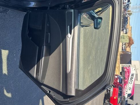 Used 2020 Ford Fusion SE image 21