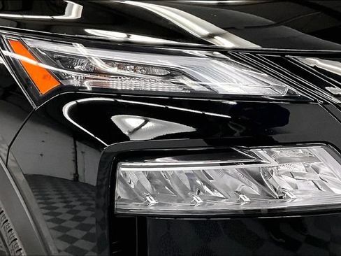 Used 2023 Nissan Rogue SV AWD/4WD image 30