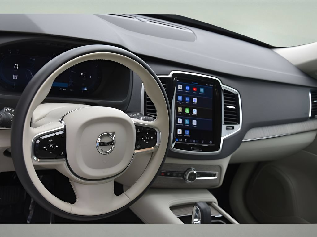 Used 2024 Volvo XC90 B6 Plus w/ Protection Package Premier AWD/4WD image 11