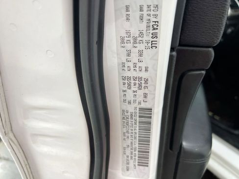 Used 2015 Jeep Grand Cherokee Altitude AWD/4WD image 28