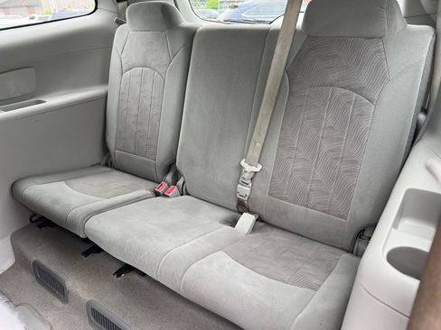 Used 2015 Buick Enclave Convenience FWD image 29