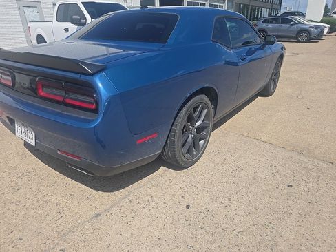 Used 2022 Dodge Challenger SXT w/ Blacktop Package RWD image 5